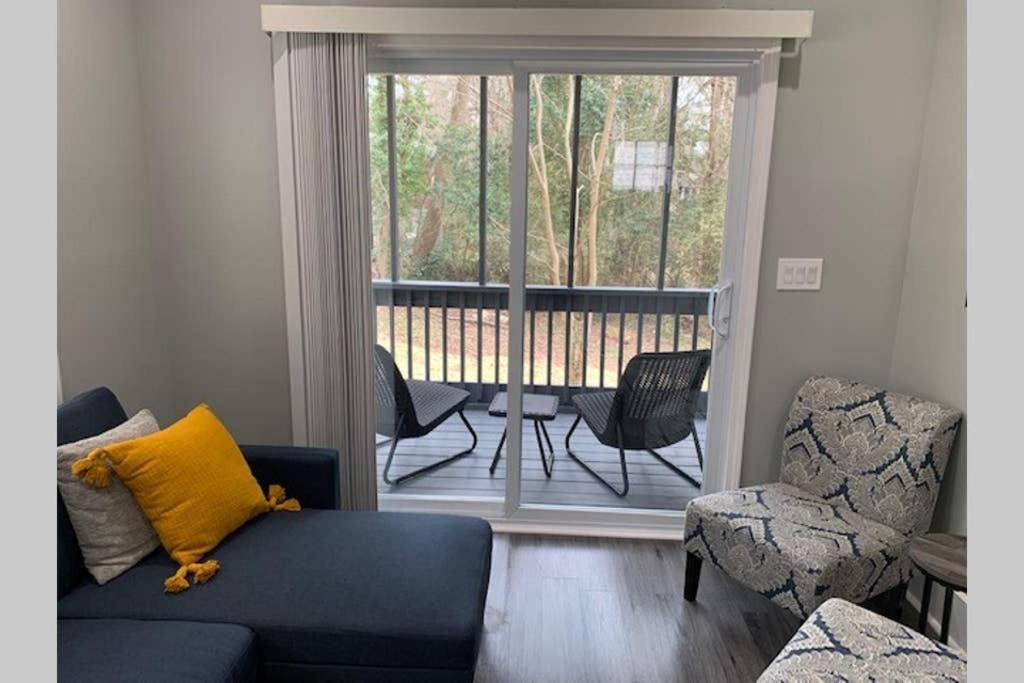 Tiny Mansion In Atlantaヴィラ エクステリア 写真